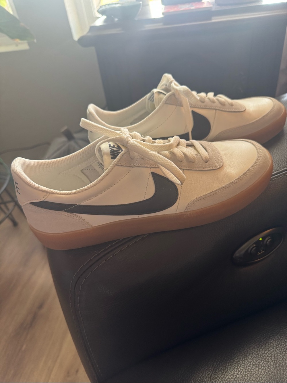 Nike Men’s Cream Sneakers with Black Swoosh and Gum Sole